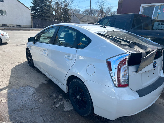 2014 Toyota Prius Touring LEATHER/SUNROOF/NAVI/CAMERA/SOLAR in Cars & Trucks in Winnipeg - Image 3