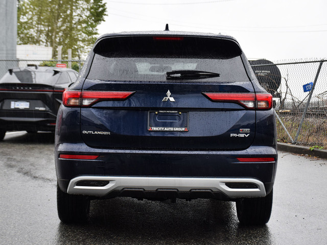 2024 Mitsubishi Outlander PHEV SEL - Panoramic Sunroof, Power Li in Cars & Trucks in Burnaby/New Westminster - Image 4