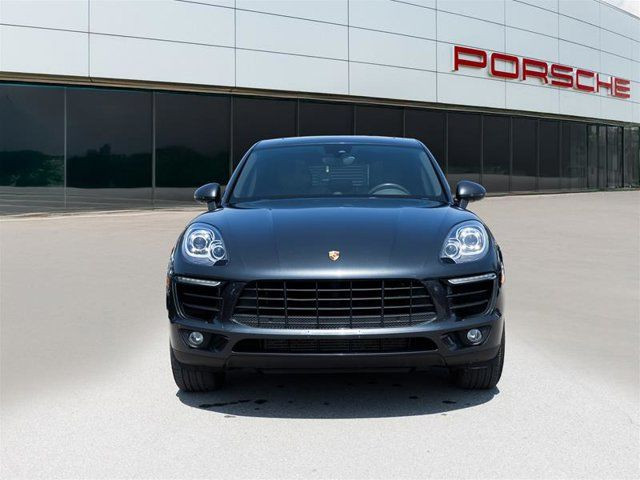 2017 Porsche Macan in Cars & Trucks in London - Image 4