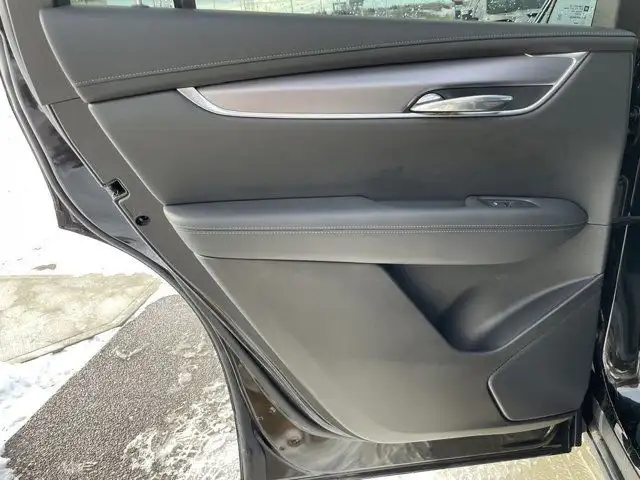 2023 Cadillac XT6 Luxury in Cars & Trucks in Calgary - Image 19