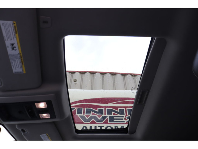  2018 Ram 1500 LARAMIE CREW 3.0L ECO-DIESEL 4X4 LOADED & LIKE NE in Cars & Trucks in Winnipeg - Image 4