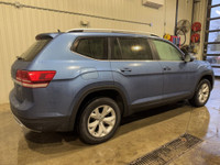 Welcome Ontario customers! All our vehicles are Ontario safety check/e-tested. We offer financing ad... (image 4)