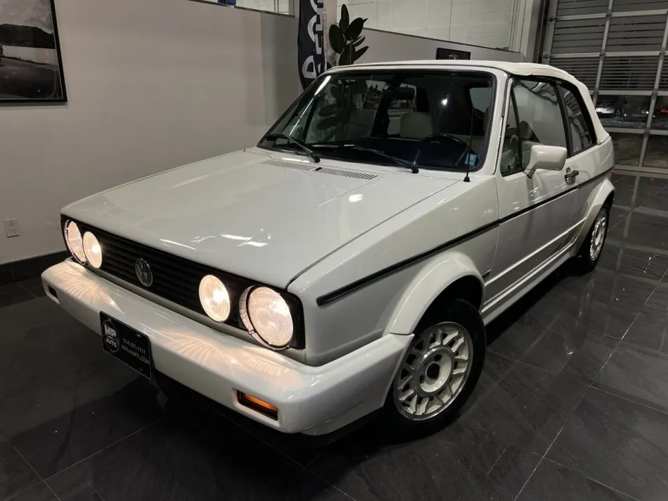 1989 Volkswagen Cabriolet EXTRA CLEAN