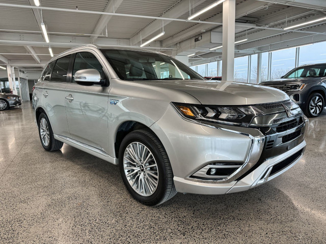 2020 Mitsubishi OUTLANDER PHEV GT * CUIR * TOIT * BLINDSPOT * HY in Cars & Trucks in Laval / North Shore - Image 3