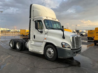 2017 FREIGHTLINER X12564ST