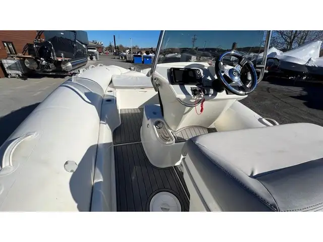 2019 Zodiac N-ZO 680 in Powerboats & Motorboats in Québec City - Image 22