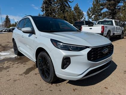2025 Ford Escape ST-LINE ELITE HEV w/TOW PKG, MNRF & 19" WHEELS in Cars & Trucks in Edmonton