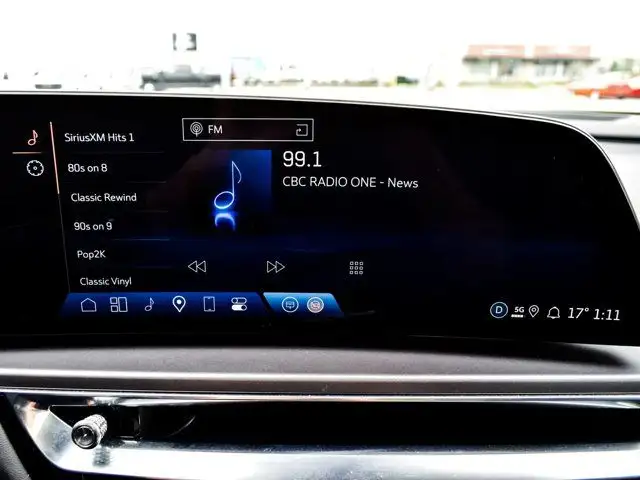 2024 Cadillac LYRIQ Tech Pano Sunroof 33Display Blind Spot Navi in Cars & Trucks in Mississauga / Peel Region - Image 38