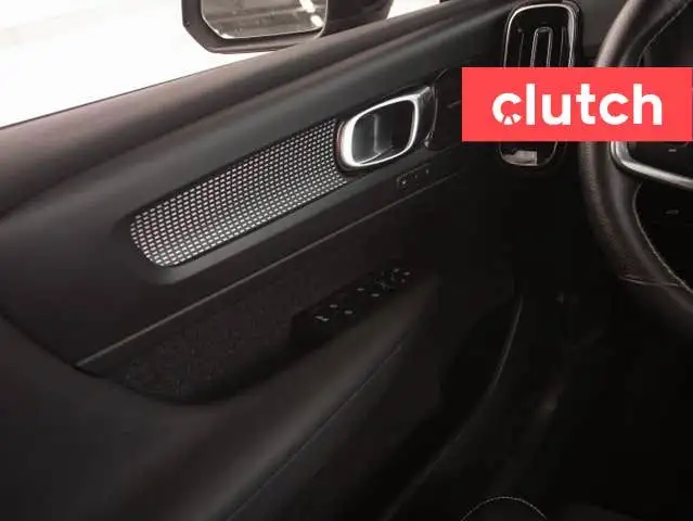 2021 Volvo XC40 T5 R-Design AWD w/ Apple CarPlay & Android Auto, in Cars & Trucks in Bedford - Image 23