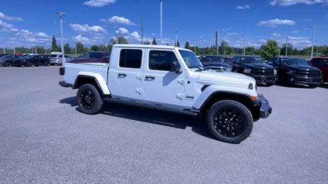 2024 Jeep Gladiator NightHawk in Cars & Trucks in Prince George - Image 2