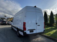 2022 Mercedes Benz Sprinter 2500 170in. $57,810 + $995 Processing fee = $58,805 Total obligation bef... (image 7)