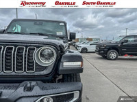 2025 JEEP WRANGLER 4 DOOR SAHARA 4X4 Black Exterior Black McKinley Leather Trimmed Seats 3.6L V6 Eng... (image 7)