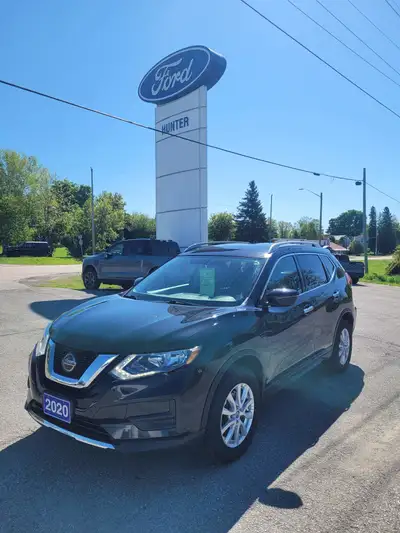 The Perfect Blend of Efficiency, Comfort, and Safety Get behind the wheel of the 2020 Nissan Rogue S...
