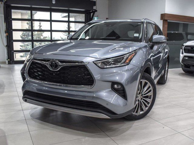 2021 Toyota Highlander Platinum in Cars & Trucks in Calgary - Image 4