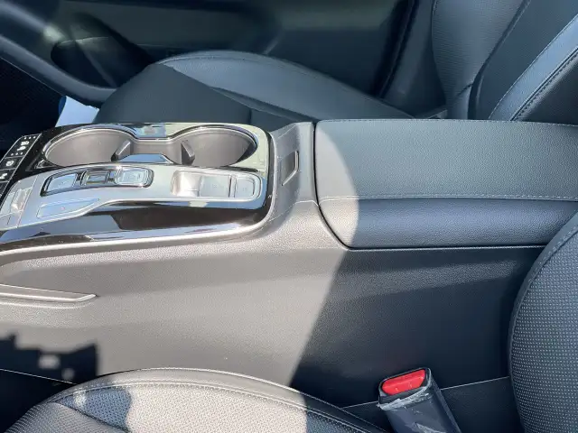 2024 Hyundai Tucson Hybrid Ultimate AWD, Ventilated Seats, Leath in Cars & Trucks in Calgary - Image 30