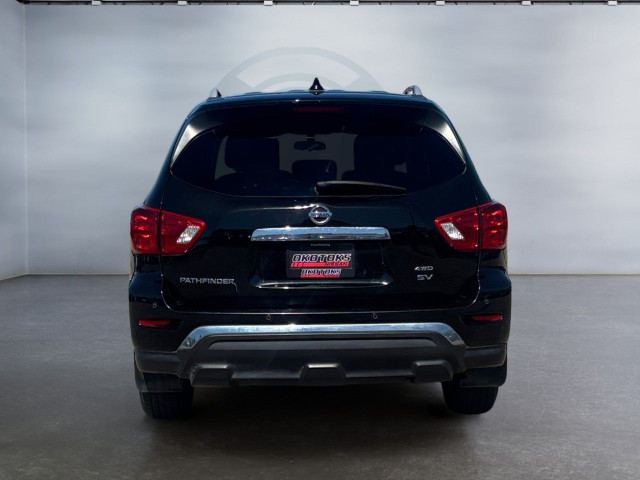2019 Nissan Pathfinder in Cars & Trucks in Calgary - Image 4