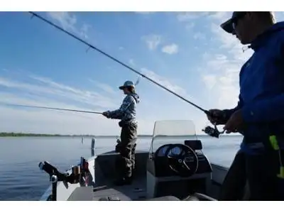 2025 Lund Boat Co 1600 FURY SS Mercury 40elpt in Powerboats & Motorboats in Lloydminster - Image 9