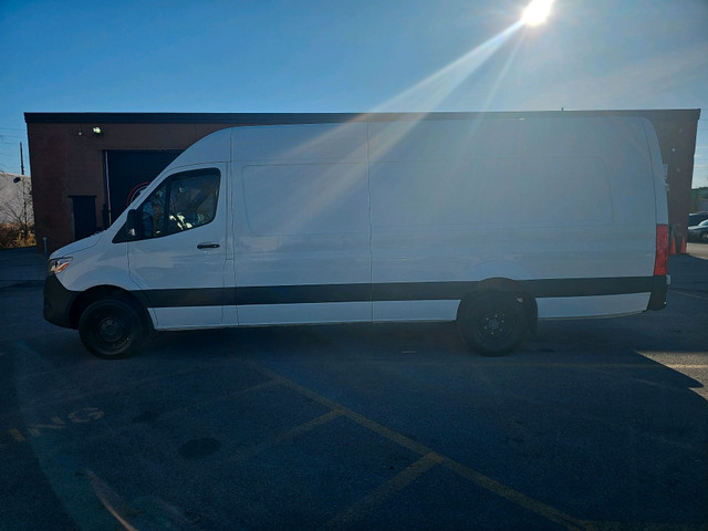 2021 Mercedes-Benz Sprinter Cargo 3500 High Roof I4 170" EXTENDE in Cars & Trucks in Oakville / Halton Region - Image 4