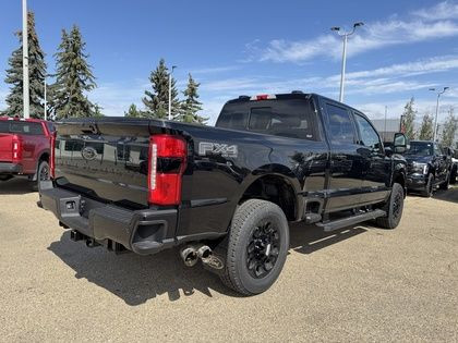 2025 Ford F-350 XLT PREMIUM w/BLK PKG, FX4 & 5th WHEEL PREP in Cars & Trucks in Edmonton - Image 3