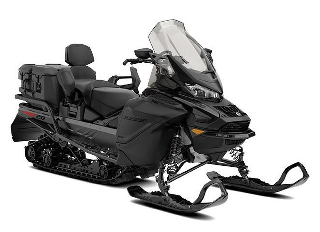 2025 Ski-Doo EXPEDITION SE 900 ACE Turbo R Silent Ice Cobra 1.5' in Snowmobiles in Lanaudière