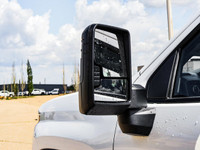 Welcome To Sherwood Park Chevrolet. The #1 Volume Chevrolet Dealer in Canada. This Chevrolet SILVERA... (image 6)