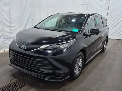 Come see this certified 2024 Toyota Sienna LE Hybrid | Heated Steering + Seats | Power Sliding Doors...