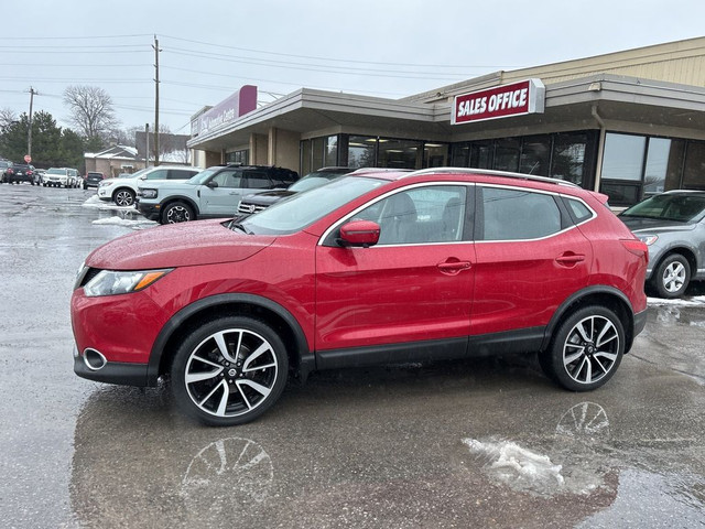  2017 Nissan Qashqai SL AWD/ROOF/LEATHER/NAV CALL NAPANEE 613-35 in Cars & Trucks in Belleville - Image 2