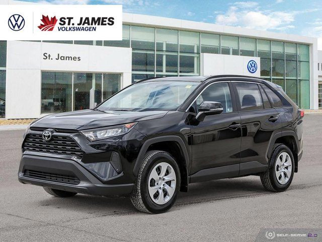 2021 Toyota RAV4 LE | LOW KMs! | CLEAN CARFAX | BLIND SPOT in Cars & Trucks in Winnipeg