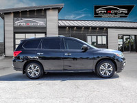 2017 Nissan Pathfinder SL | AWD | Black | 170,876 KM | 3.5L V6 | Leather, heated front & rear seats,... (image 2)