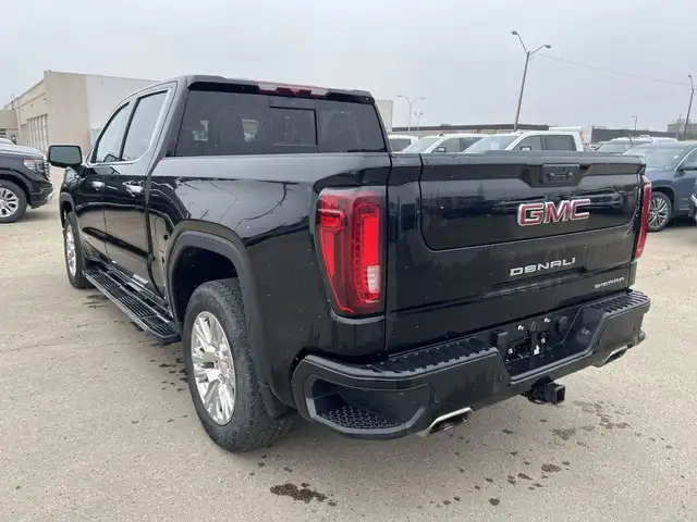 2022 GMC Sierra 1500 Denali in Cars & Trucks in Edmonton - Image 7