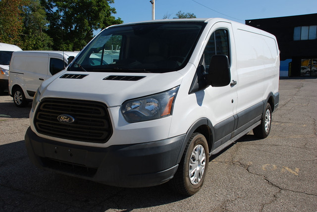 2016 Ford Transit 150 115,000km on new engine in Cars & Trucks in Mississauga / Peel Region - Image 4