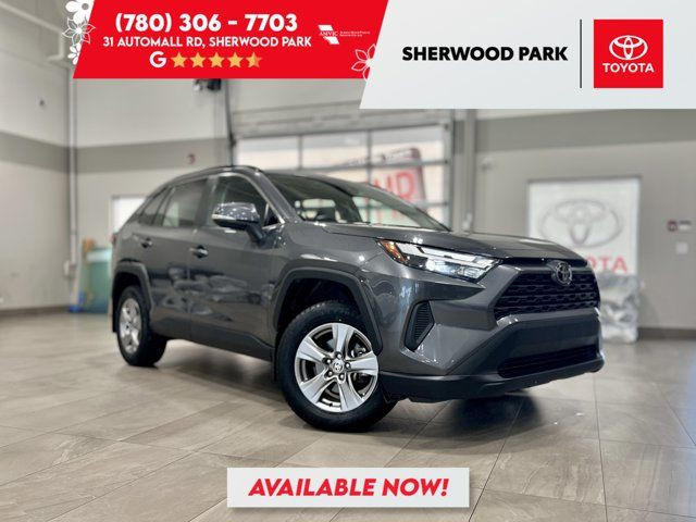 2022 Toyota RAV4 XLE AWD | Heated Front Seats in Cars & Trucks in Edmonton