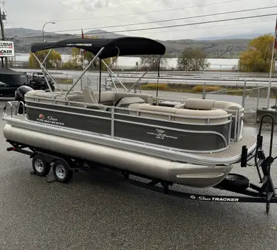 Party Barge 22 RF DLX - Best Pontoon Boat $77,995 -$5,000 [SUPER SUMMER SALE] $72,995 or $286 BWKLY...