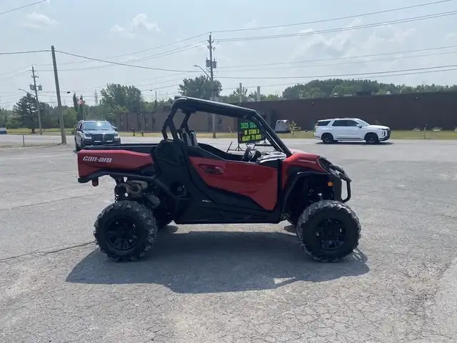 2025 CANAM COMMANDER XT 1000!! 148 B/W!! in ATVs in Strathcona County - Image 10