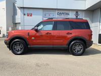 CLEAN CARFAX ONE OWNER, Heated Front Seats, Back up Camera, NAVIGATION, Leather Wrapped Steering Whe... (image 1)