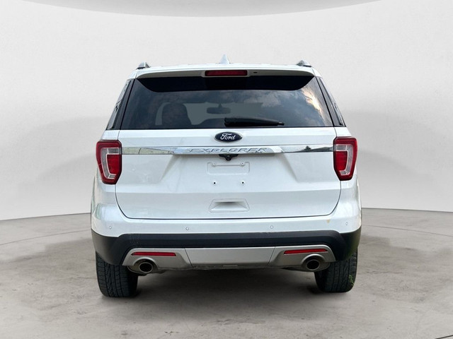 2017 Ford Explorer XLT |HTD SEATS|4X4|CLEAN TITLE| in Cars & Trucks in Winnipeg - Image 4