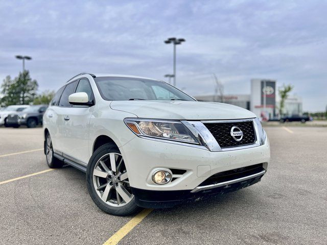 2015 Nissan Pathfinder Platinum | Heated & Cooled Front Seats in Cars & Trucks in Edmonton - Image 2