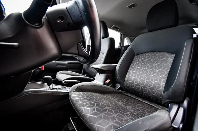 2021 Mitsubishi RVR SE AWC • HEATED SEATS • REAR CAM • CP/AA in Cars & Trucks in Ottawa - Image 24