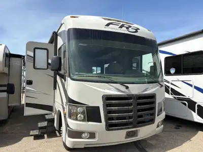 Beautiful Low-KM Motorhome Only 17,300 KMS!This well-maintained motorhome is ready for your next adv...