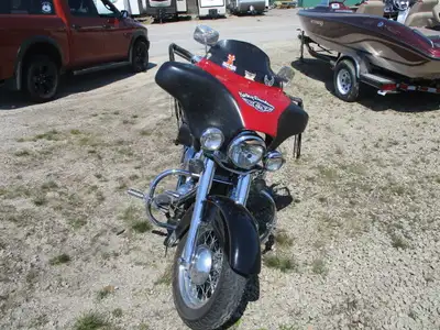 Great cruising bike with 33,800 miles , saddle bags and air cooled 1450 cc twin Cam V-twin engine.
