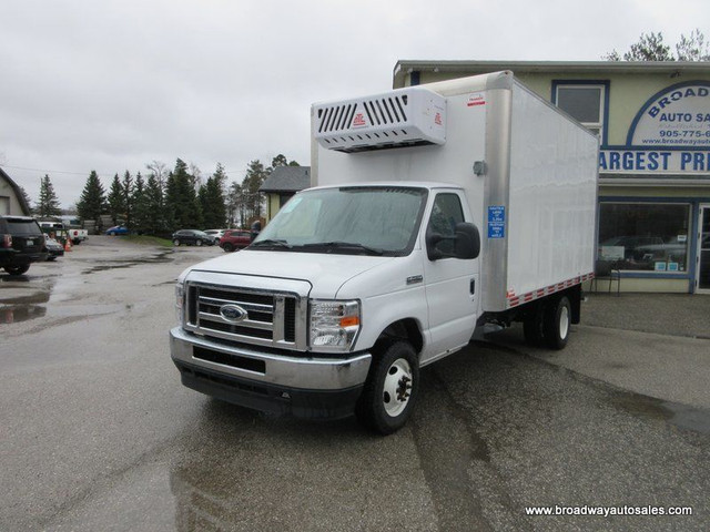 2022 Ford E450 1-TON CARGO-MOVING 2 PASSENGER 7.3L - V8.. REFRIG in Cars & Trucks in Markham / York Region - Image 2
