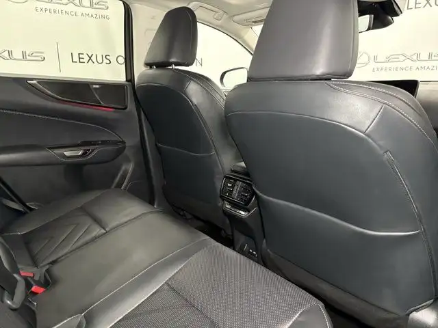 2024 Lexus NX 350 EXECUTIVE PACKAGE dans Autos et camions dans Ville d’Edmonton - Image 9