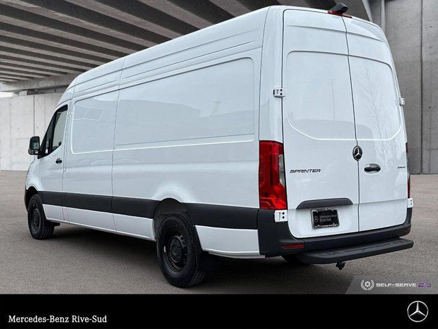 2025 Mercedes-Benz Sprinter 2500 170 Wheelbase High Roof RWD in Cars & Trucks in Longueuil / South Shore - Image 3