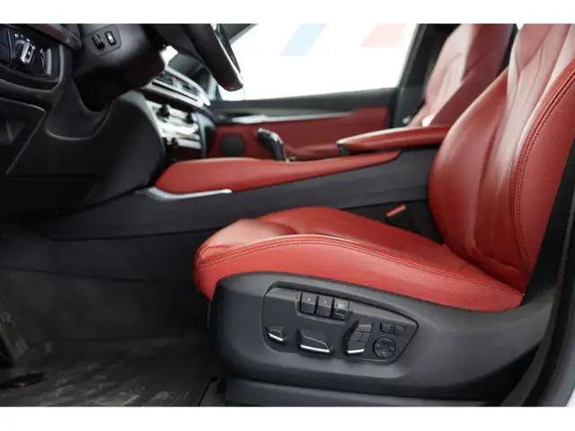 2019 BMW X6 XDrive35i in Cars & Trucks in Vancouver - Image 25