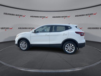 Engine: Gas 4cyl 2.0L L/100Km City: 8.6 L/100Km Hwy: 7.3 Safety Equipment Vehicle Dynamic Control (V... (image 4)