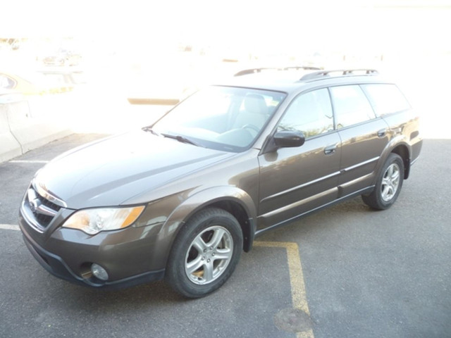 2009 Subaru LEGACY OUTBACK 4dr Wgn Auto PZEV in Cars & Trucks in Calgary