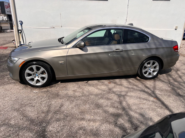 2010 BMW 3 Series 2dr Cpe 335i xDrive AWD in Cars & Trucks in Mississauga / Peel Region - Image 2