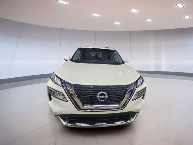 Nissan Rogue Platinum 2023 in Cars & Trucks in Medicine Hat - Image 2