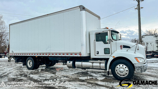 2016 KENWORTH T370 TRUCK DRY BOX VAN WITH TAILGATE in Heavy Trucks in La Ronge - Image 3