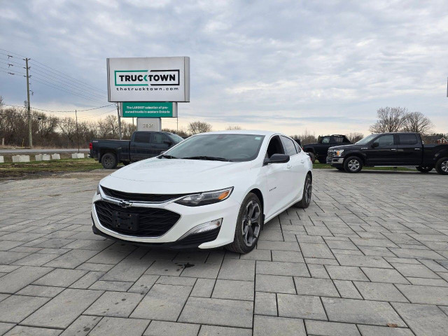 2019 Chevrolet Malibu in Cars & Trucks in Ottawa